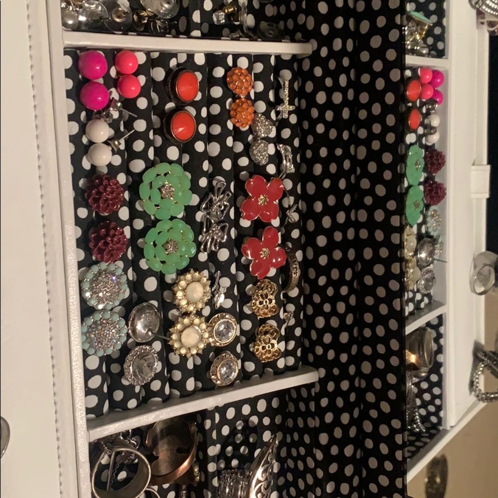 Assorted earrings